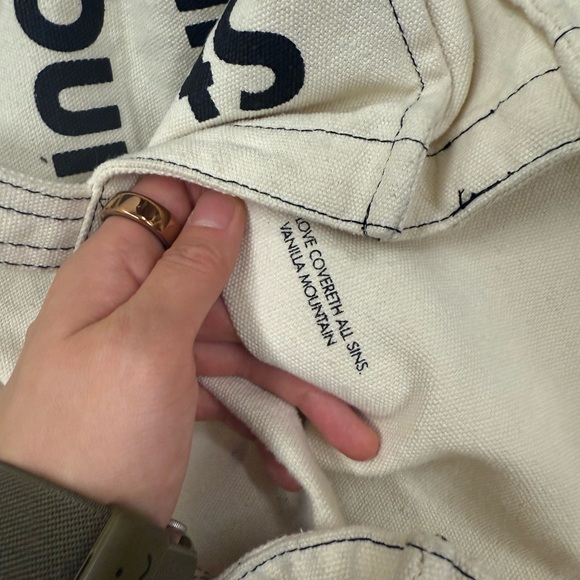 AG x Holt Renfrew Canvas Tote Set – 2 Bags - Picture 14 of 14